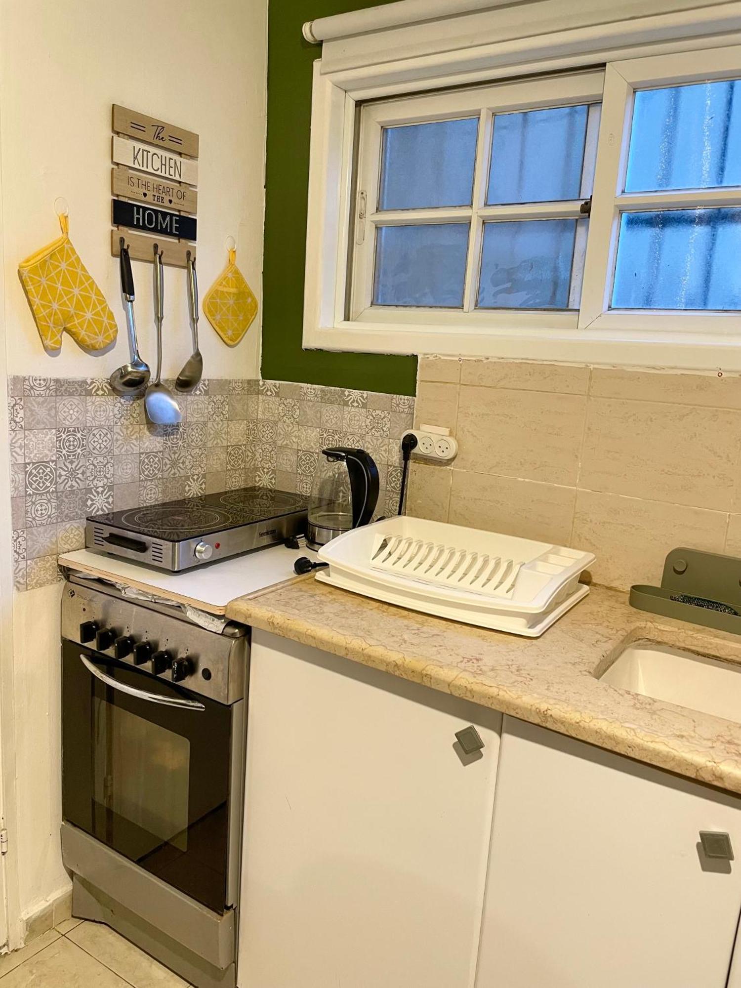 Dotan'S Boutique Apartments - By The Beach! Тель-Авив Экстерьер фото