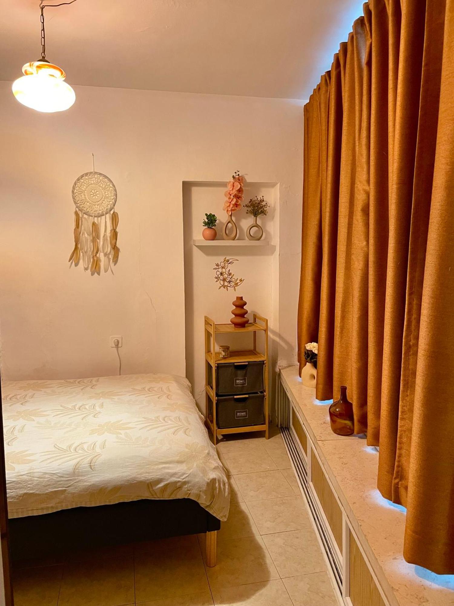 Dotan'S Boutique Apartments - By The Beach! Тель-Авив Экстерьер фото